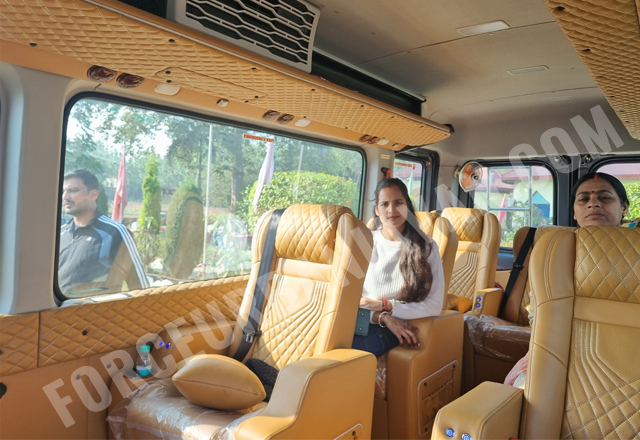 delhi to shimla manali tour by 10 seater force urbania luxury van with 1x1 modified slider massager recliner seats on rent delhi